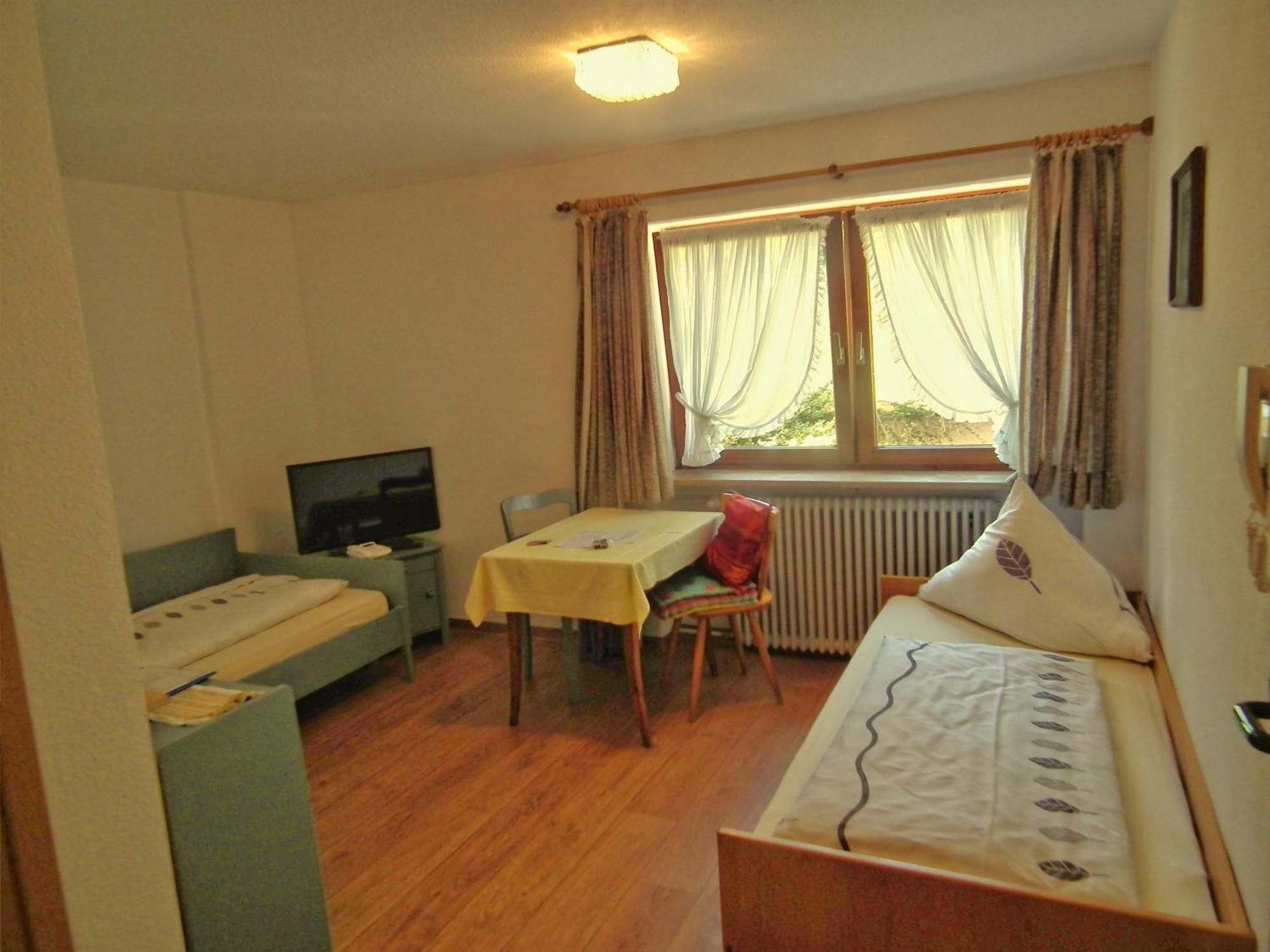Gaestehaus Zur Faerbe Apartments Oberstdorf Oda fotoğraf