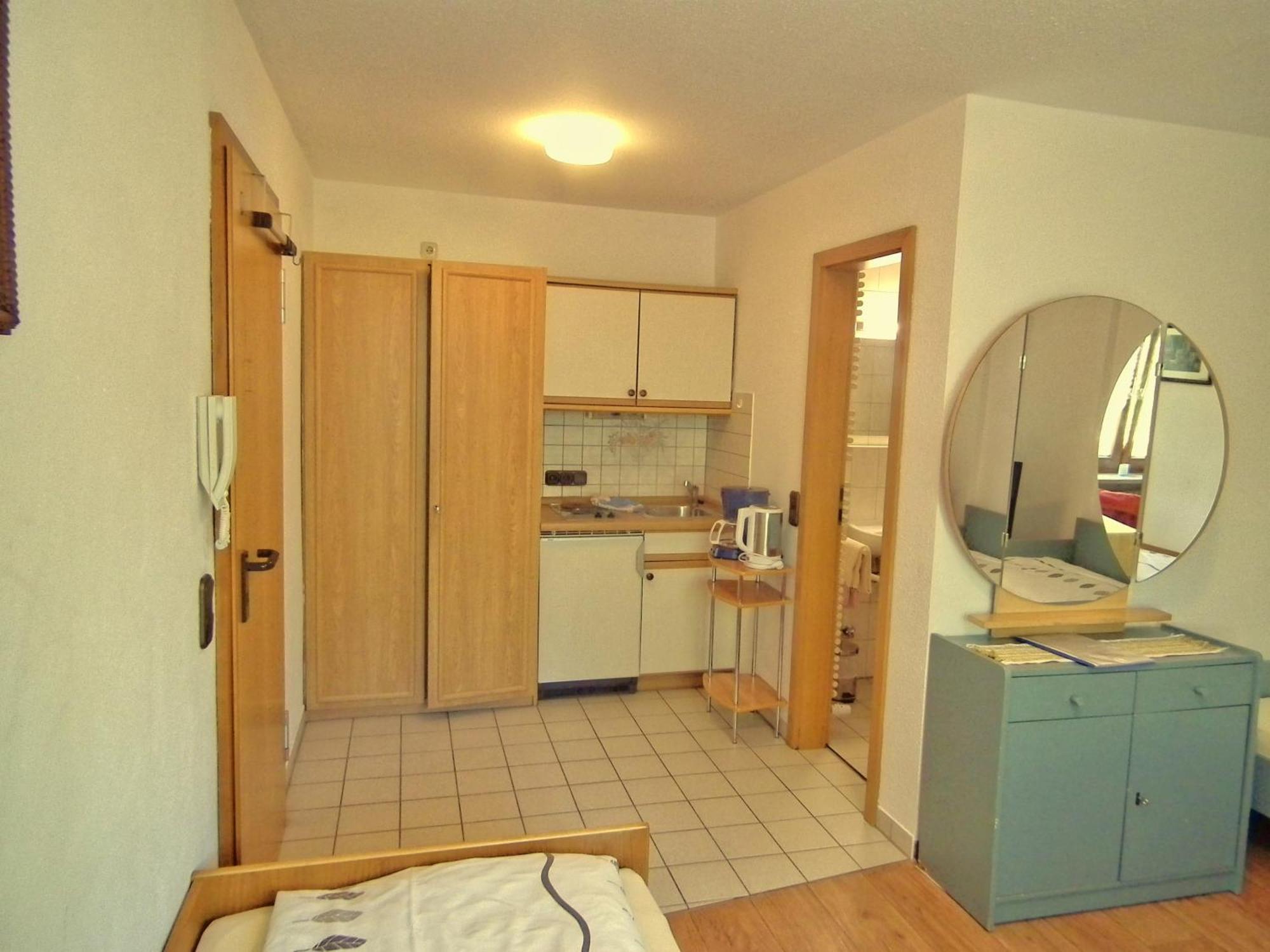 Gaestehaus Zur Faerbe Apartments Oberstdorf Oda fotoğraf